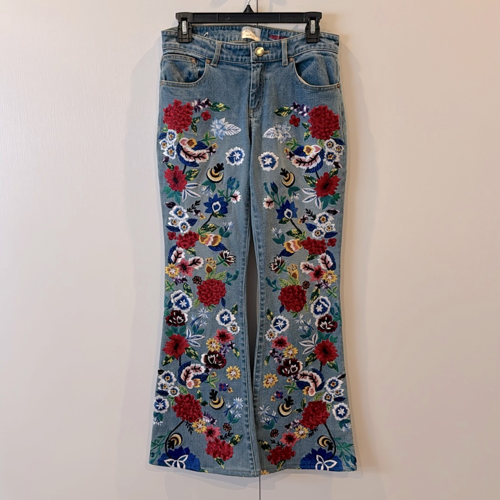 Alice + Olivia Ryley Embroidered Jeans